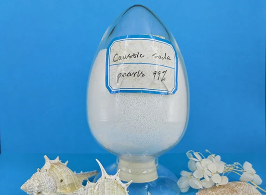 Perle di soda caustica Scaglie di alluminio solido Naoh Produzione di perle di soda caustica Naoh Idrossido di sodio al 99% per